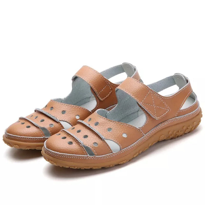 Zoe - Comfortabele sandalen met gaatjespatroon en klittenbandsluiting