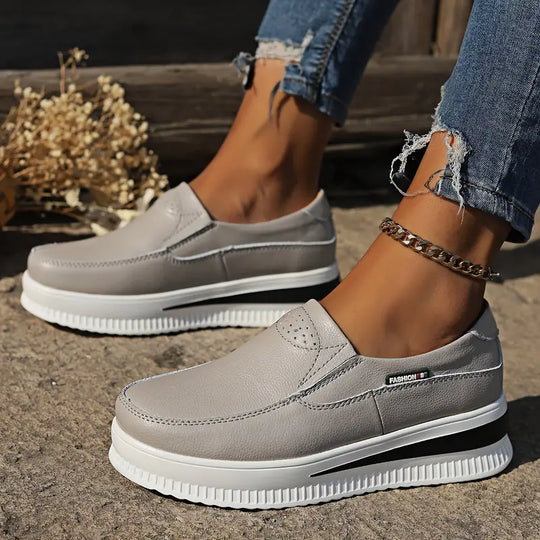 Amy - Effen slip-on schoenen met ronde teen