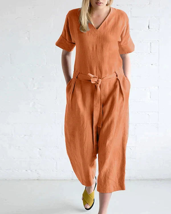 Mia - Lichtgewicht linnen jumpsuit met V-hals en strikceintuur