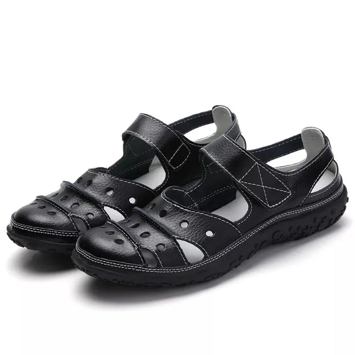 Zoe - Comfortabele sandalen met gaatjespatroon en klittenbandsluiting