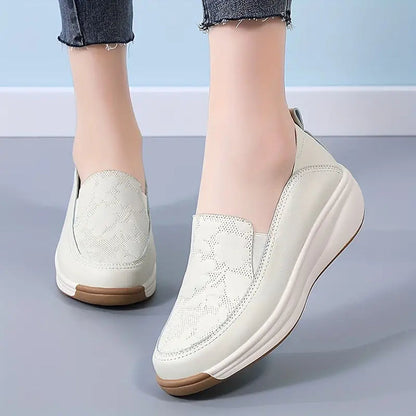 Gemma - Platform loafers met bloemmotief