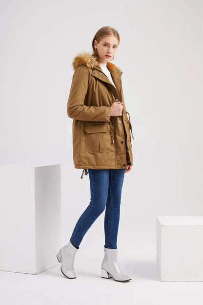 Evelina - Winterparka met capuchon van imitatiebont voor dames