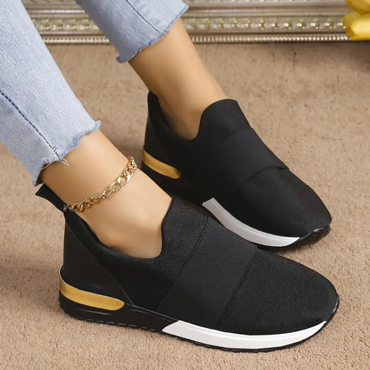 Mar - Casual comfortabele slip-on sneakers met een eenvoudige plateauzool