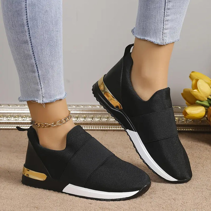 Mar - Casual comfortabele slip-on sneakers met een eenvoudige plateauzool