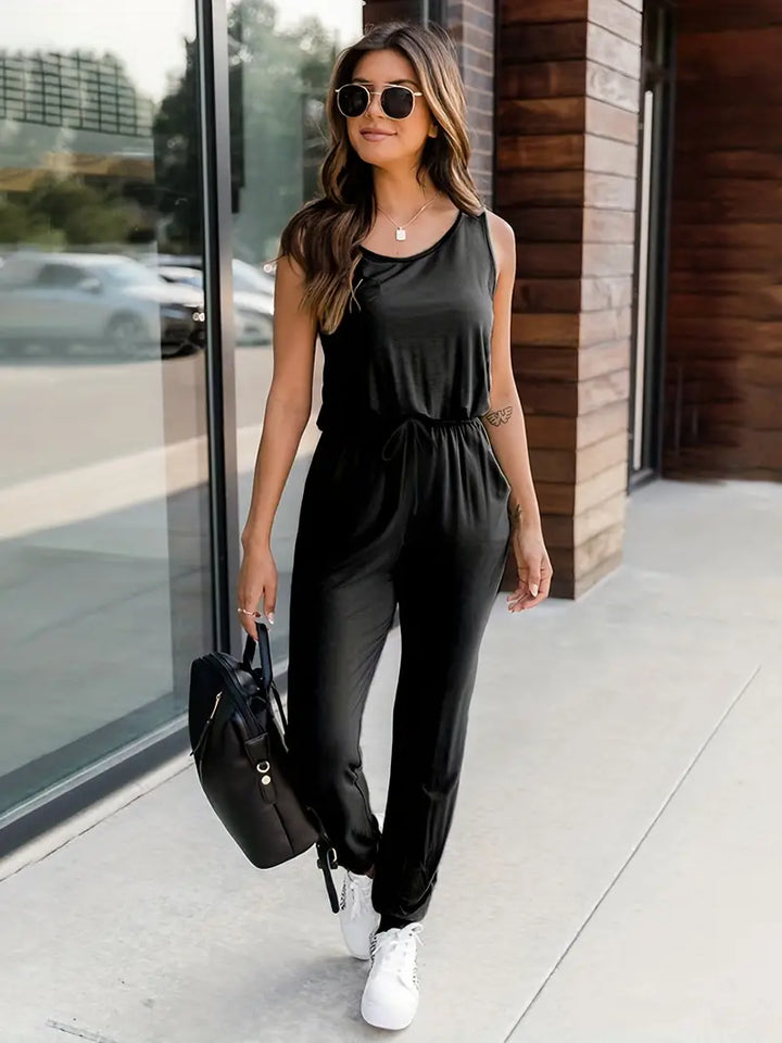 Novi - Mouwloze jumpsuit met trekkoord