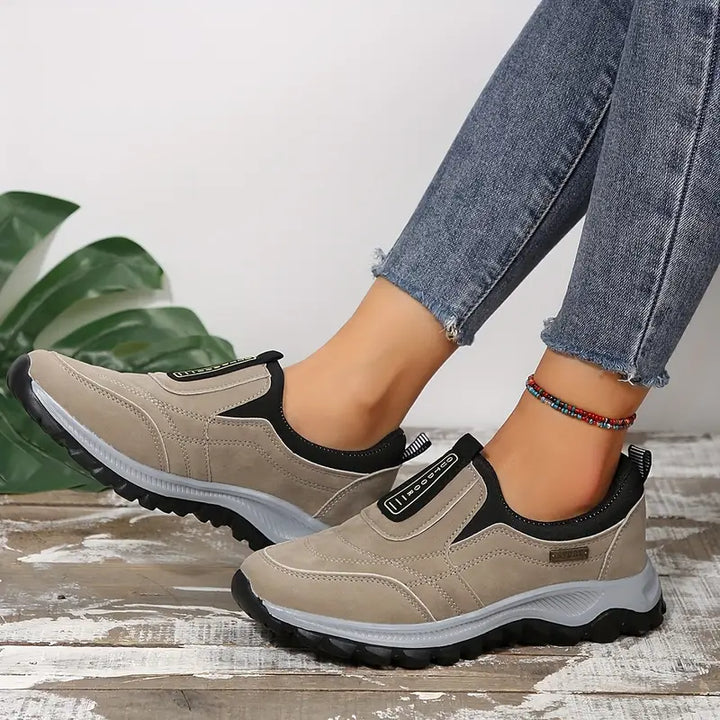 Loe - Comfortabele orthopedische casual slip-on loopschoenen