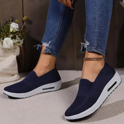 Lou - Ademende slip-on sneakers