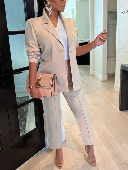 Dieke - Elegante set bestaande uit een stevige blazer en broek