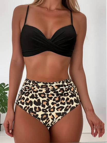 Pom - Tweedelige bikiniset met tropische print en V-hals