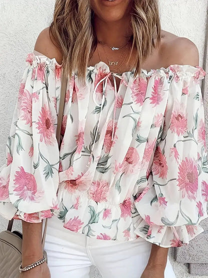 Jozefien - Casual blouse met ruches van de schouder en bloemenprint