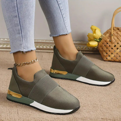 Mar - Casual comfortabele slip-on sneakers met een eenvoudige plateauzool